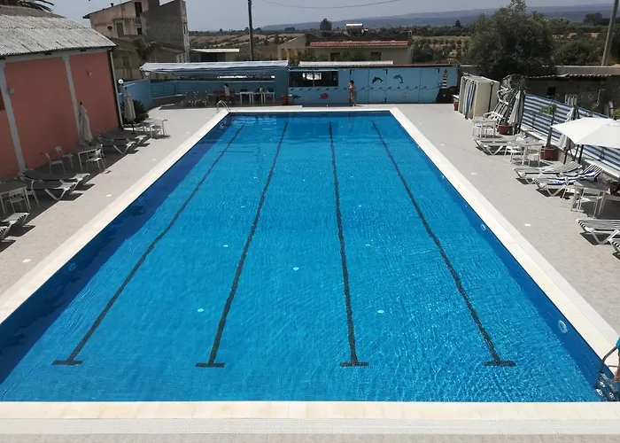 Due Delfini * Syracuse