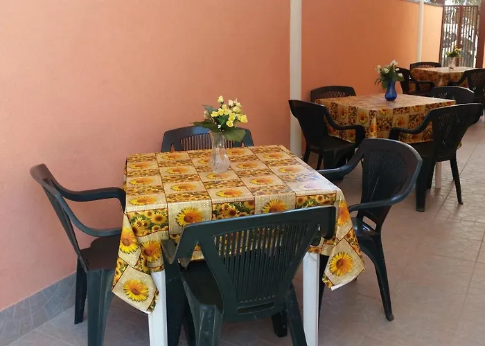 Due Delfini Bed & Breakfast *